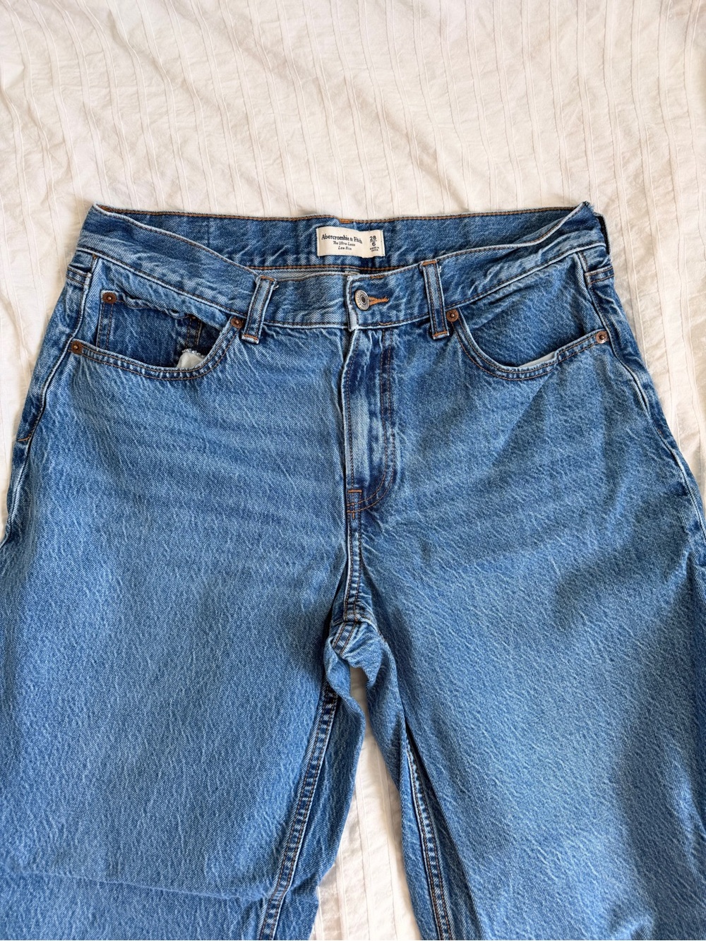 Abercrombie & Fitch Curve Love Blue Low-Rise Denim Jeans